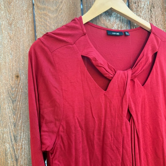 APT 9 Women’s Red Cut Out Long Sleeve Blouse Shirt Size XL NWT - Picture 2 of 11